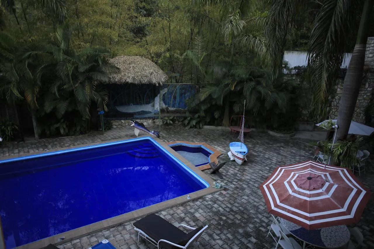 La Canovienne Hotel Petionville Haiti