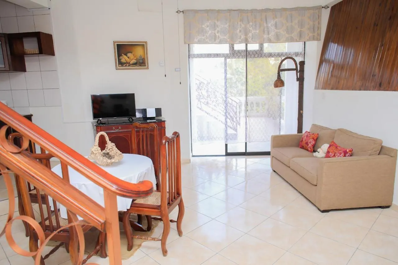 La Canovienne Hotel Petionville