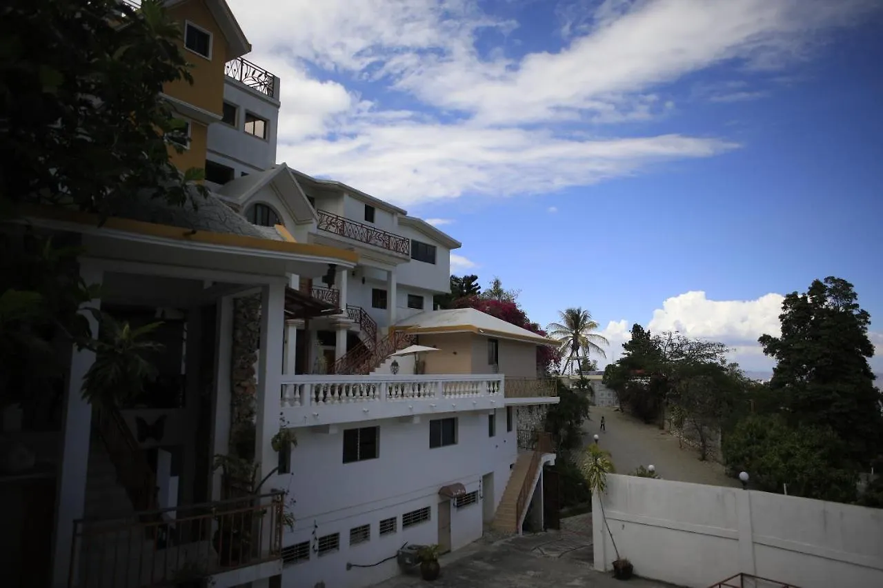 La Canovienne Hotel Petionville 0*,